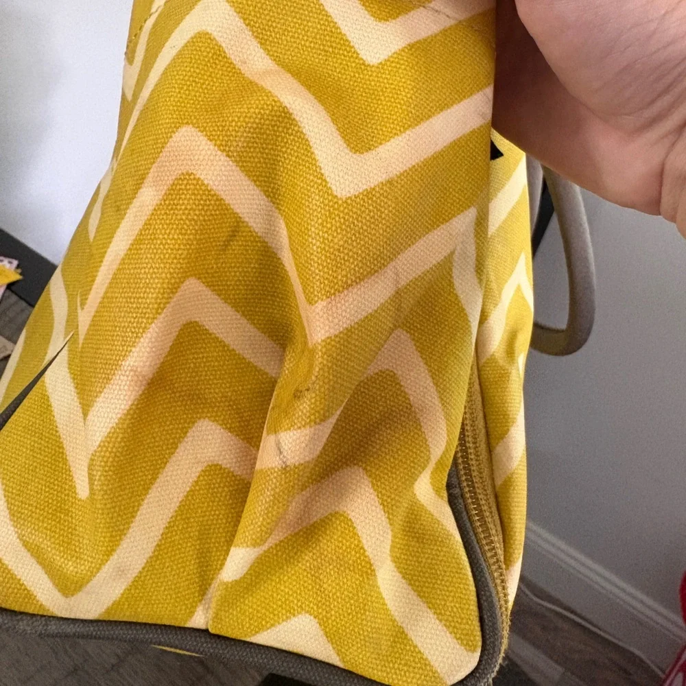 Petunia Pickle Bottom‎ Yellow and Gray Chevron Baby Bag